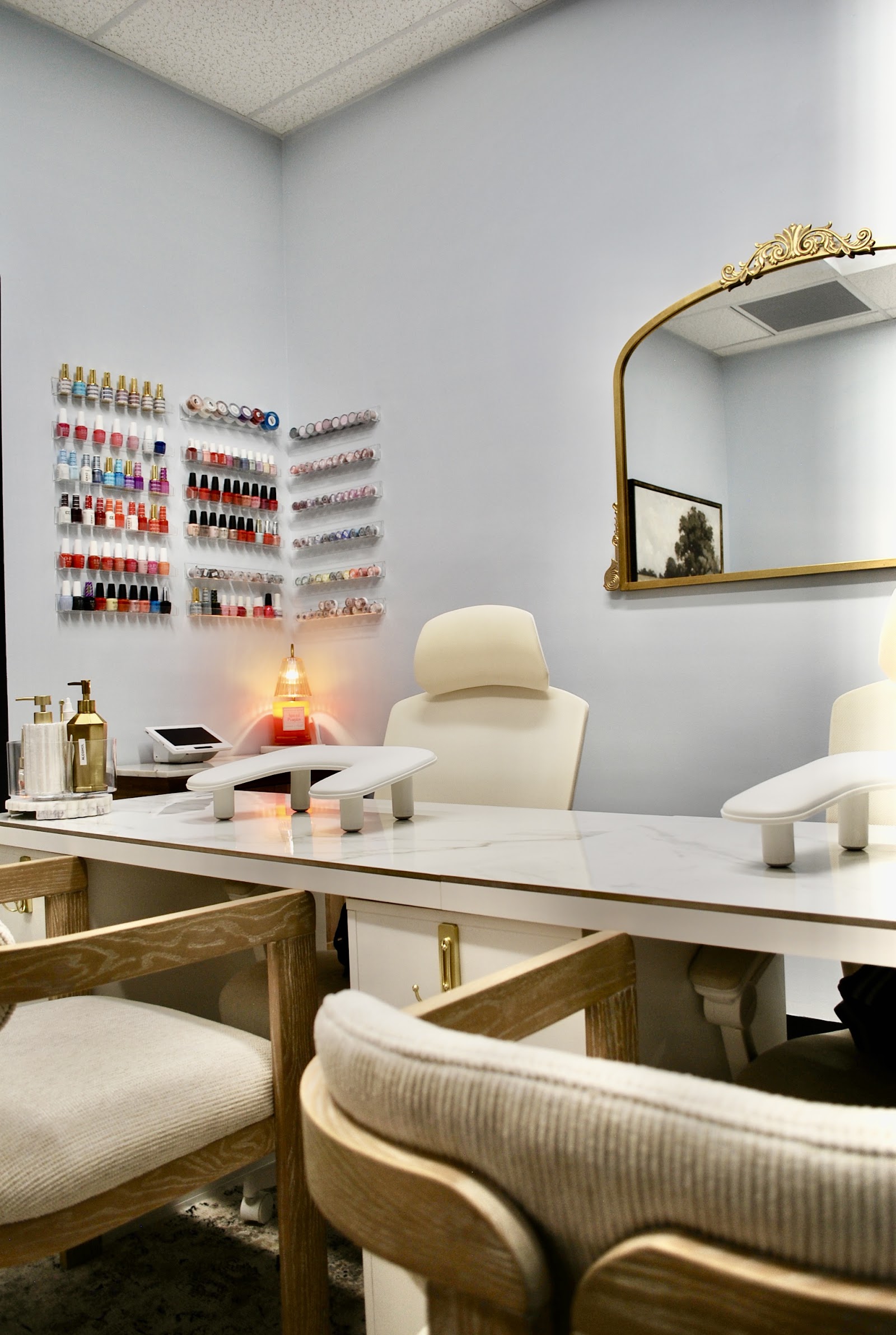 The Polished Pearl Salon logo