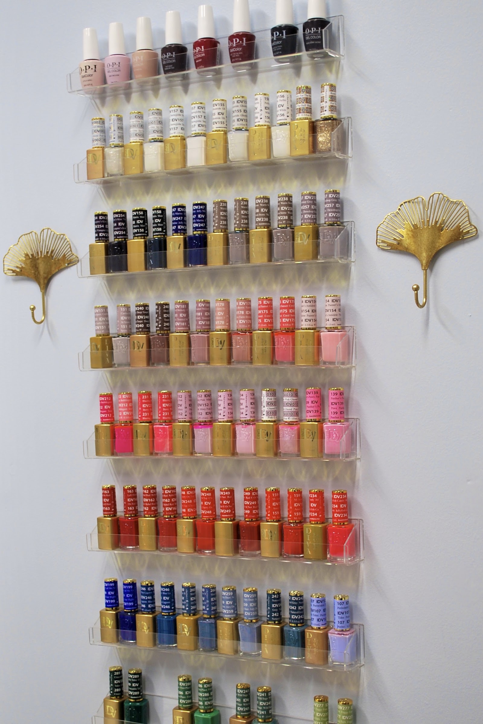 The Polished Pearl Salon nail photo 1